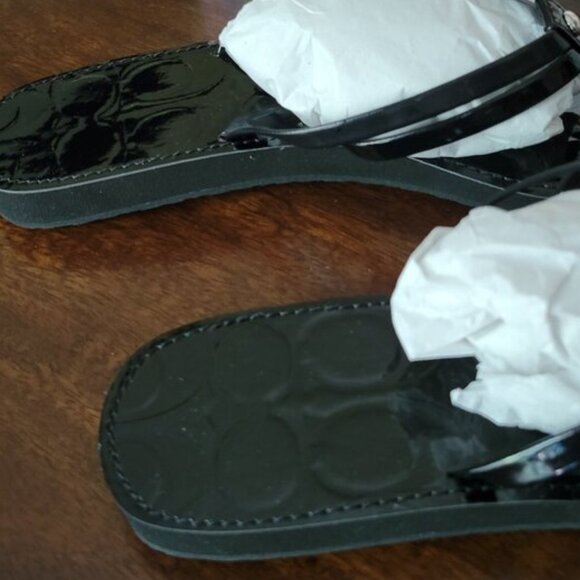 New COACH Juney Patent Leather Flip Flops Sandals NWT Black Women's Size 8 - Picture 7 of 10